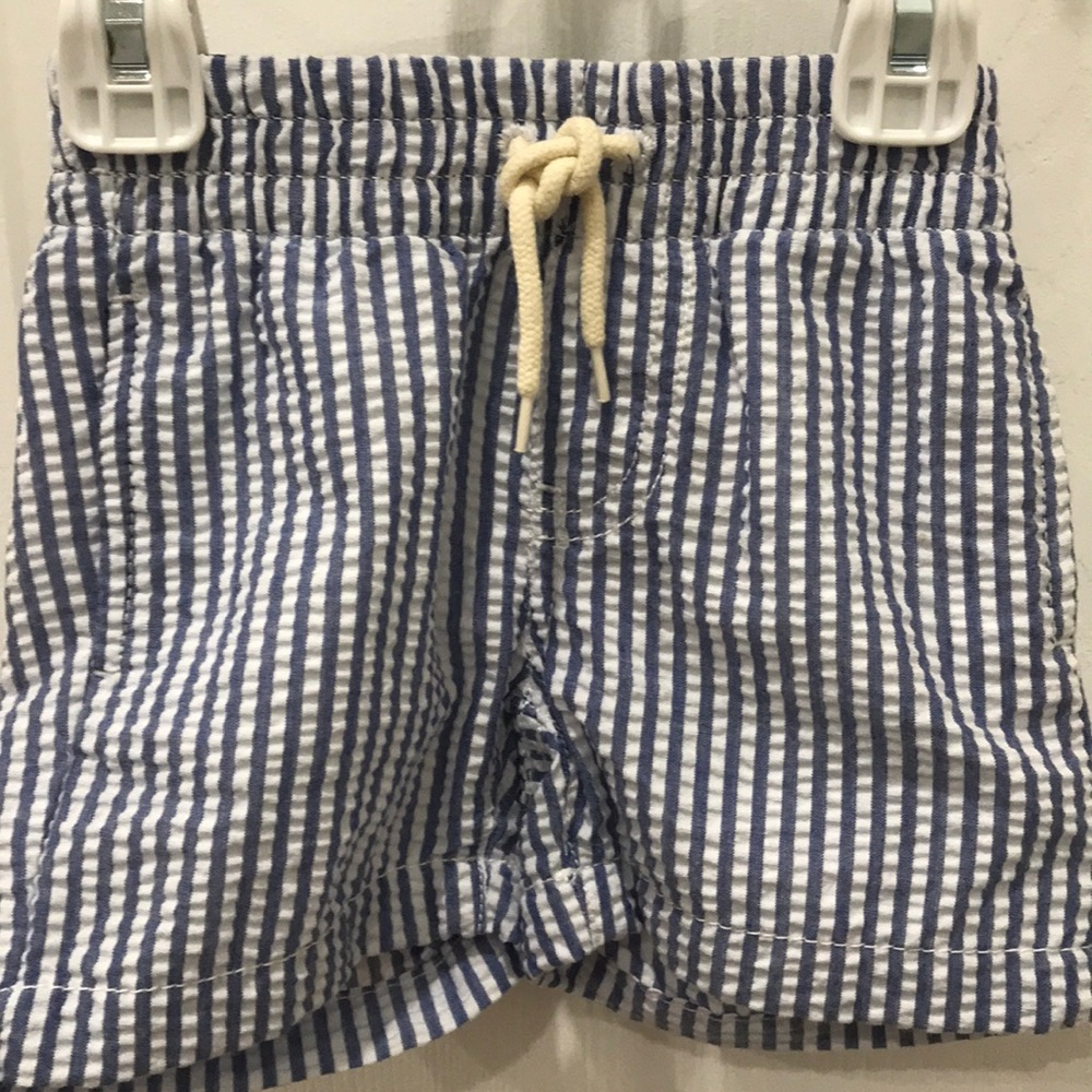 Gap baby boy pull on short